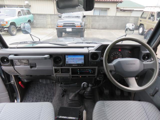 0520007A30260405W00103.jpg