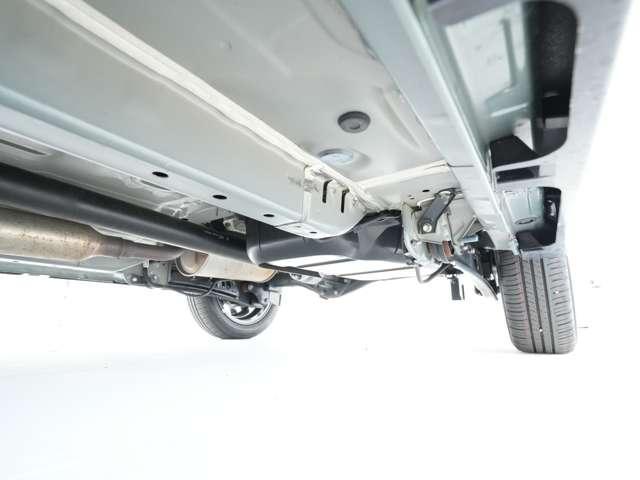 19909920_carP_l_12.jpg