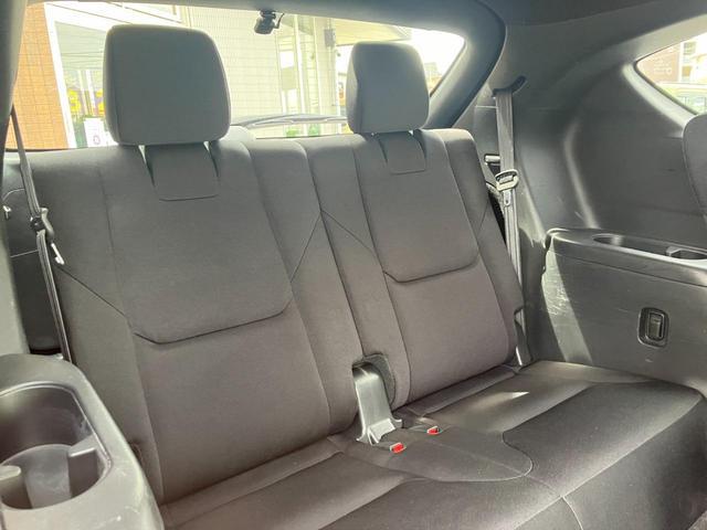 0404113A30260409W00317.jpg