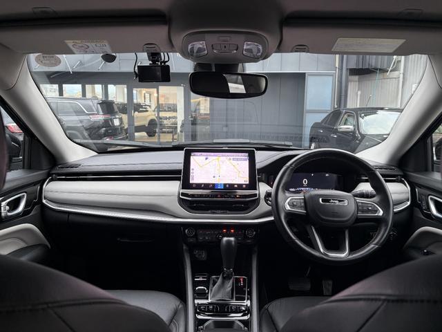 22563686_carP_l_16.jpg