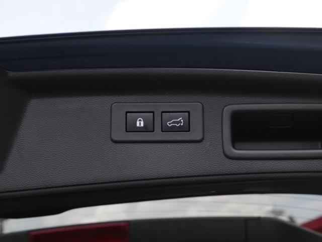 0509625A30250926W00511.jpg