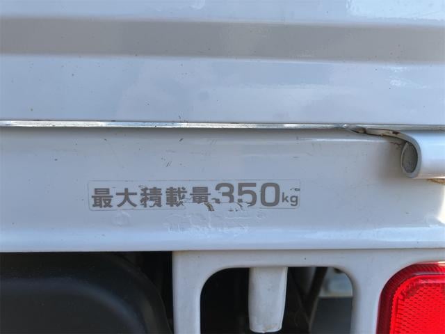 0173271A30240904W00112.jpg