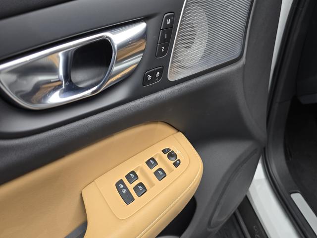 b2ed40d39ad061635ead8e8ebc5d8e38.jpeg