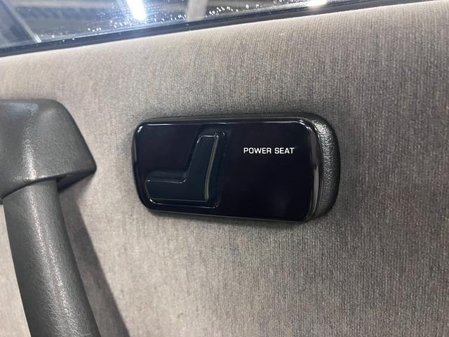 22370233_carP_l_11.jpg