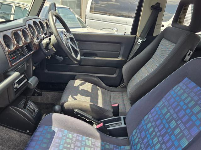 1120002A30250823W00212.jpg