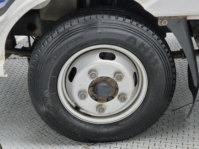 5121001320R15.jpg