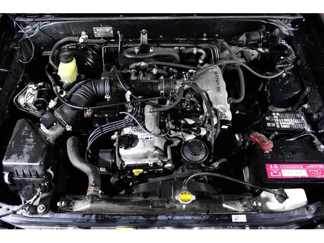 0403769A30251126W00103.jpg