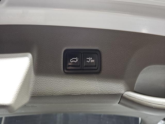 e4d97f37240a2ca1b36c04f35efc6649.jpeg