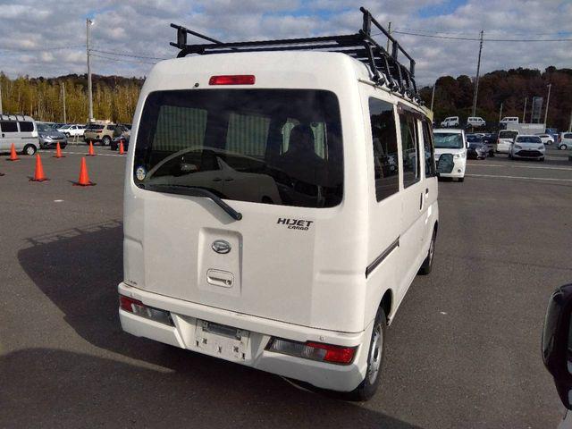 2820b9745cc3af70351ef7e5425cb3dc.jpg