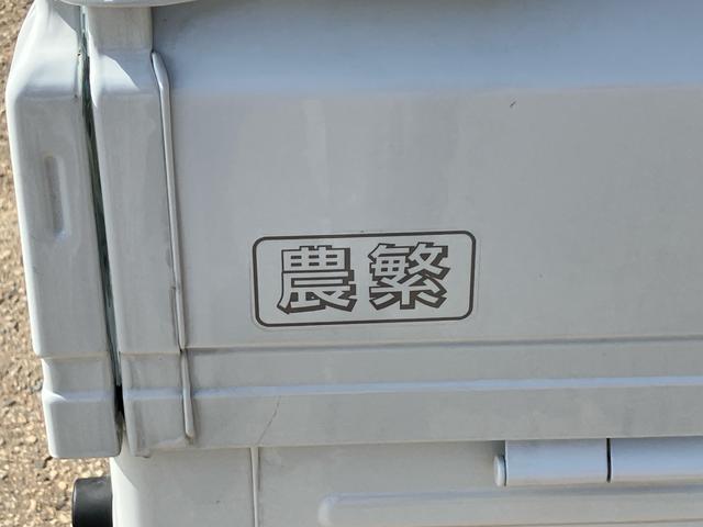 1157034A30251010W00117.jpg