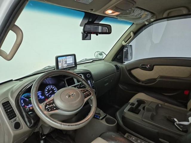 6011000549R6.jpg