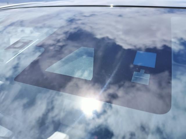 0704384A30250718W00106.jpg