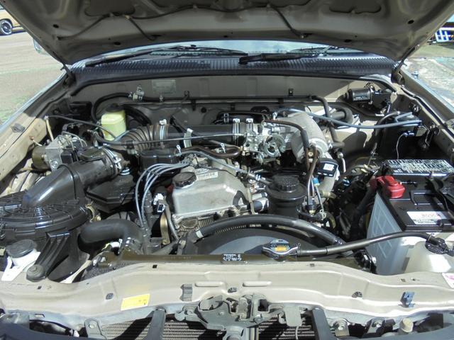0501137A30251020W00119.jpg