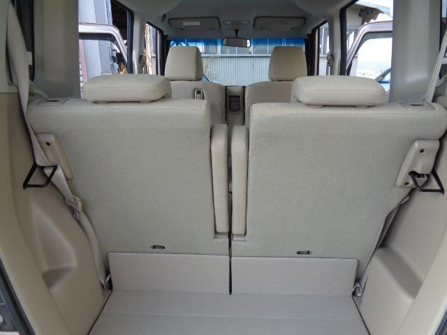 0910078A30251203W00214.jpg