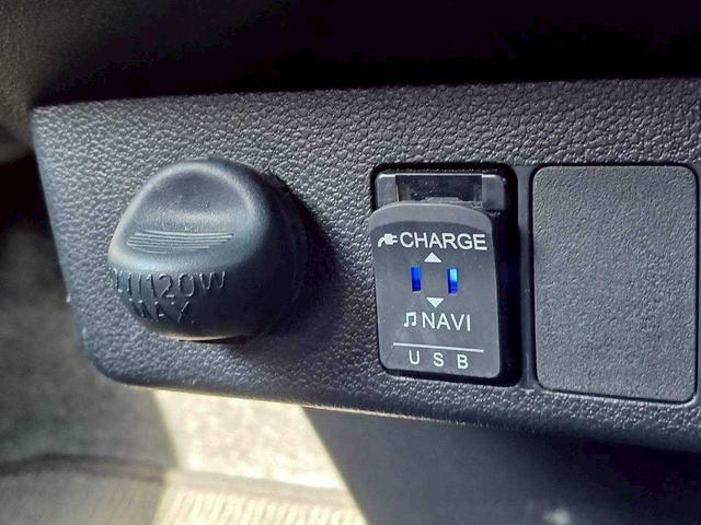 0520460A30260214W00412.jpg