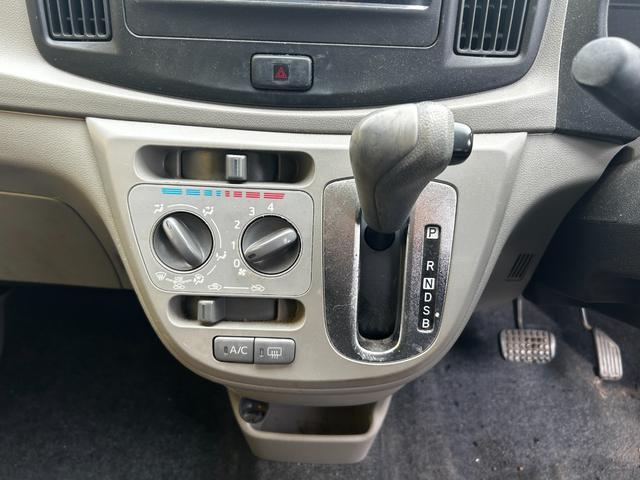 0500312A30260317W00719.jpg