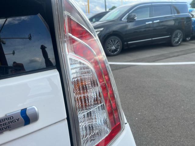 0904129A30250929W00109.jpg
