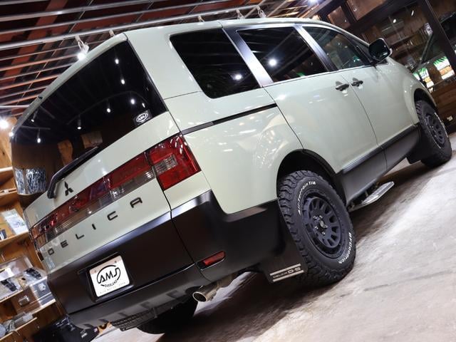 0505201A30250916W00112.jpg