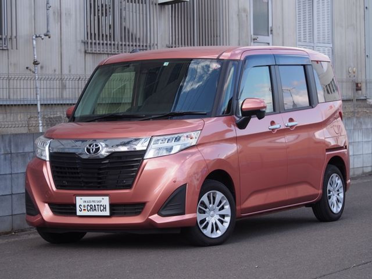 2020 Toyota Roomy, photo 1 of 1