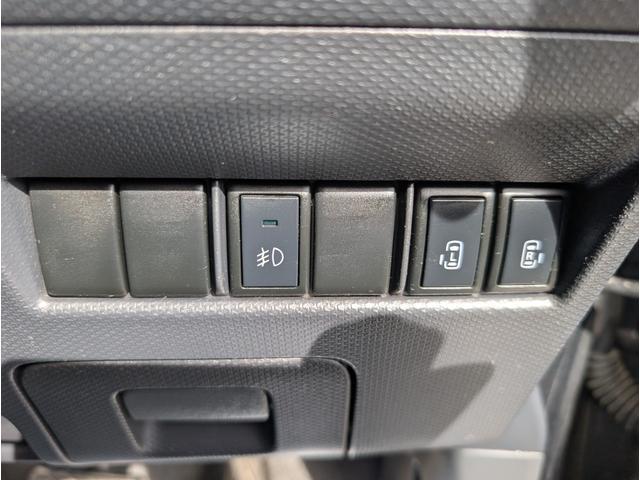 0503432A30251112W00117.jpg