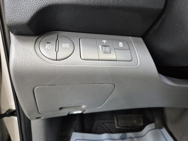 4121500445R18.jpg
