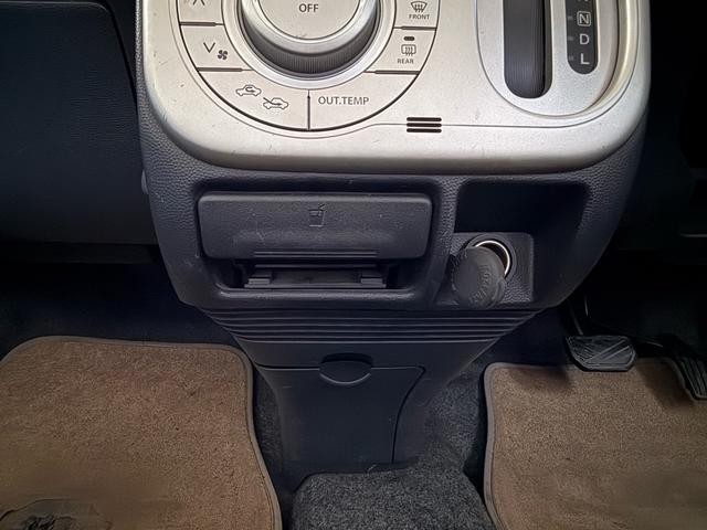 0704702A30251112W00117.jpg