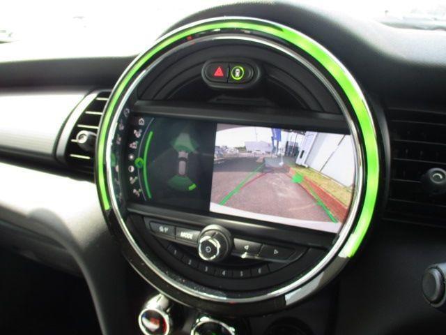 c527f66e87a9468f41410823c93114e3.jpg