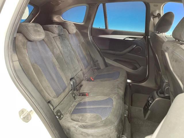 20833554_carP_l_2.jpg
