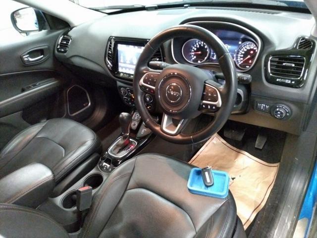 23015685_carP_l_15.jpg