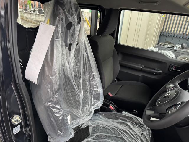 0403898A30250809W00106.jpg
