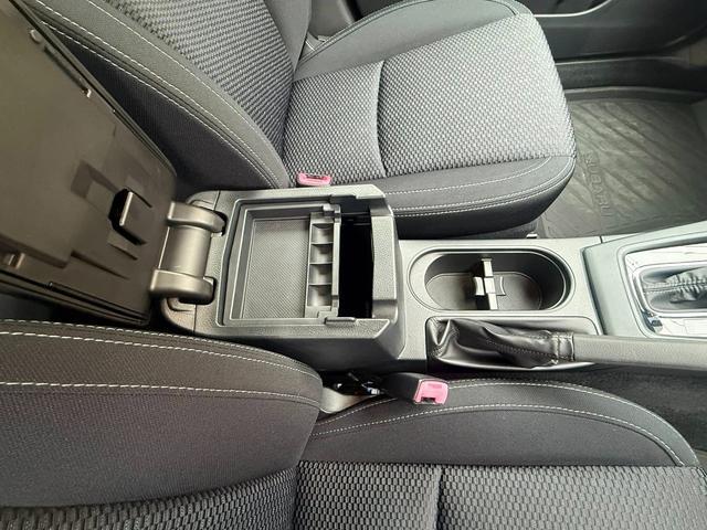 0207952A30260306W00119.jpg