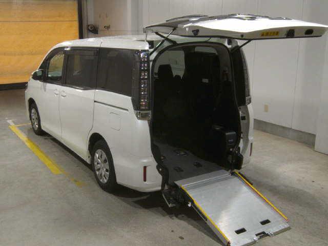 d50e40f35ba6ad6fca92ec1ec072191c.jpg