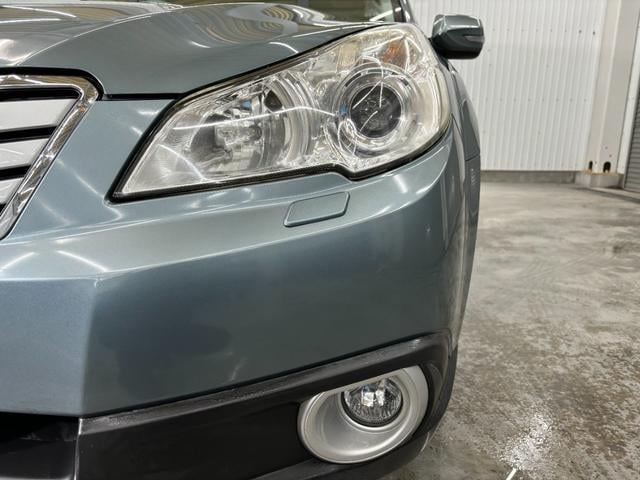 1201097A30250207W00111.jpg