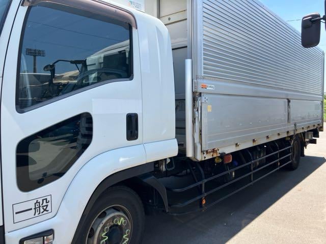daf03bb1d957c7ba3492d1c837b571ad.jpg