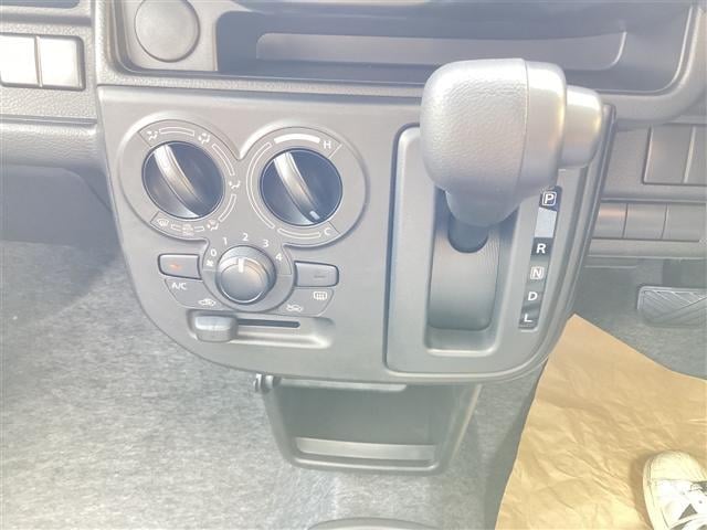 0702900A30251221W00512.jpg