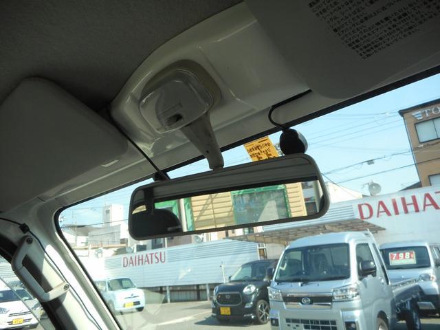 0700145A30250616W00119.jpg