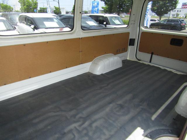 0903304A30250625W00215.jpg