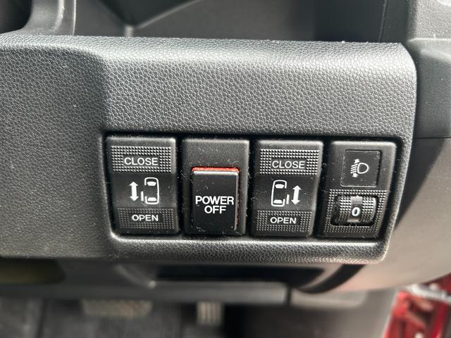 0500312A30260317W00318.jpg