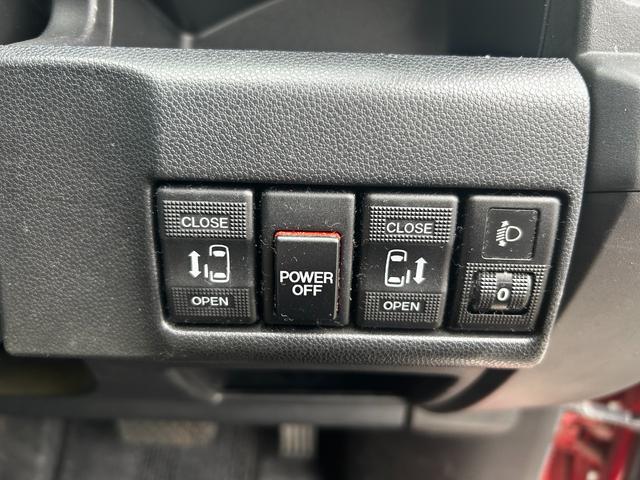 0500312A30260317W00319.jpg