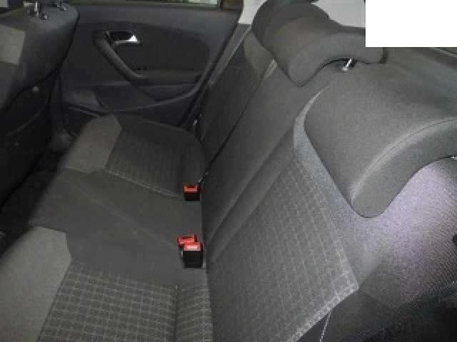 23263110_carP_l_10.jpg