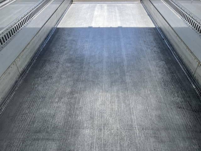 73477_13.jpg