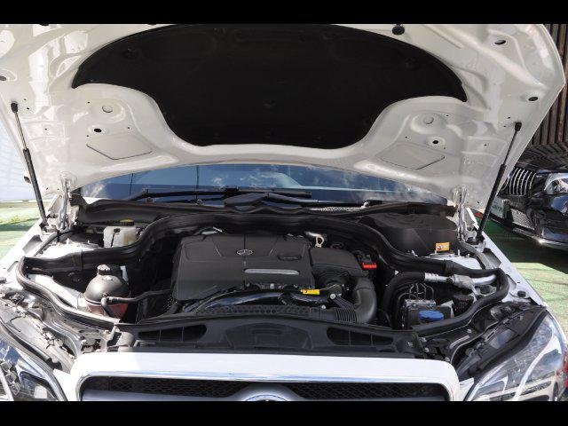 054ec3cdd446f98bbea632a82215f2e4.jpg