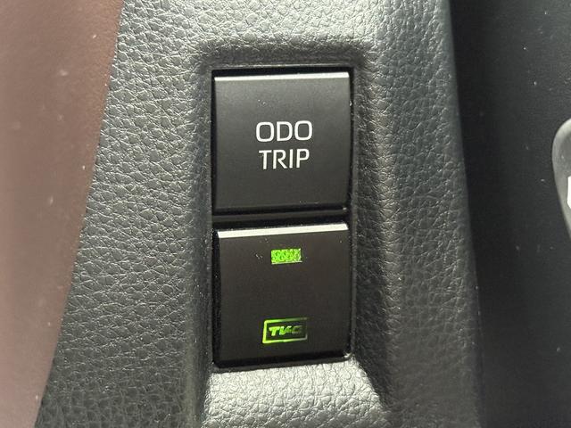 0404300A30251203W00106.jpg