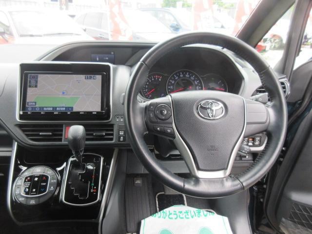 0561088A30250821W00317.jpg