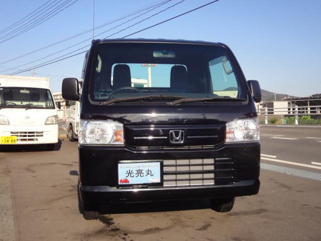 1002989A30260326W00101.jpg