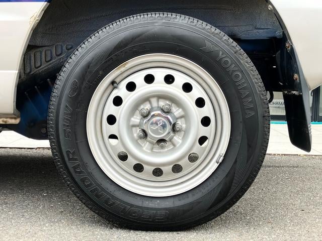 0401951A30250609W00313.jpg