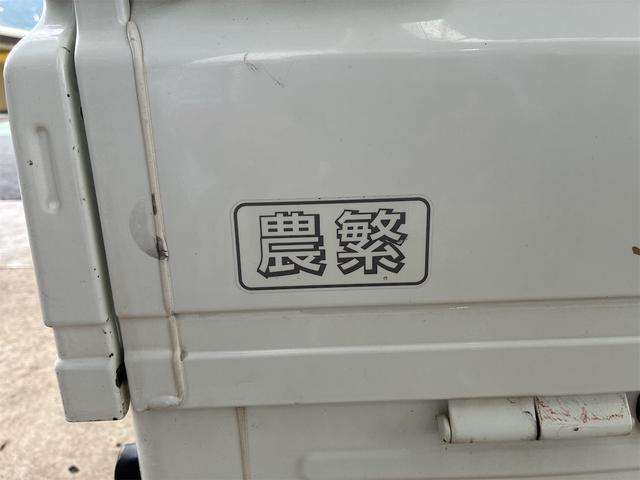 9030200A30251011W00108.jpg