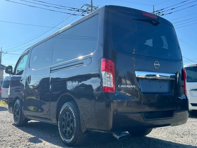 0507283A30251201W00115.jpg