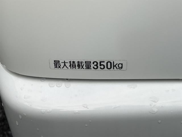 0403506A30251027W00415.jpg