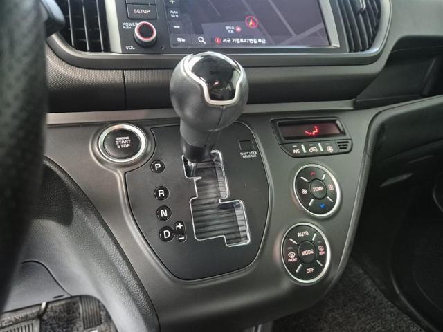 5111500696R8.jpg